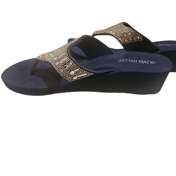 Olivia Miller Women Fashion Vegan Leather upper Jewel Thong  Slide Sandal Size 9 - Picture 5 of 6